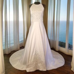 ⭐️ Alfred Angelo Halter Style Beaded White Satin Wedding Gown sz 12